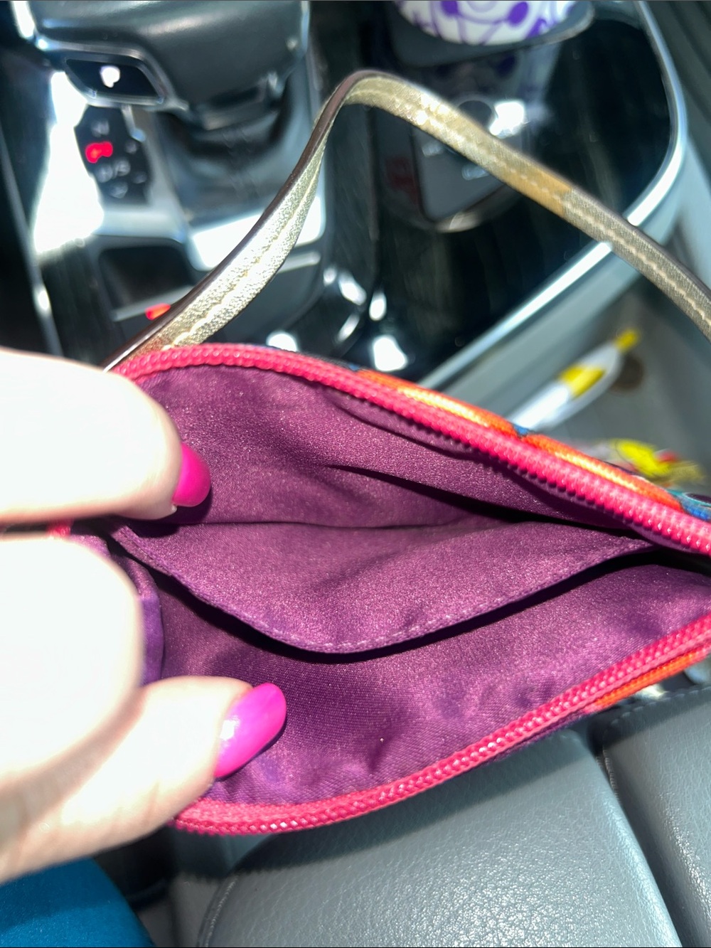 Poppy GUC Coach Multicolor Circle Print Wristlet with Metallic Trim - Picture 3 of 7